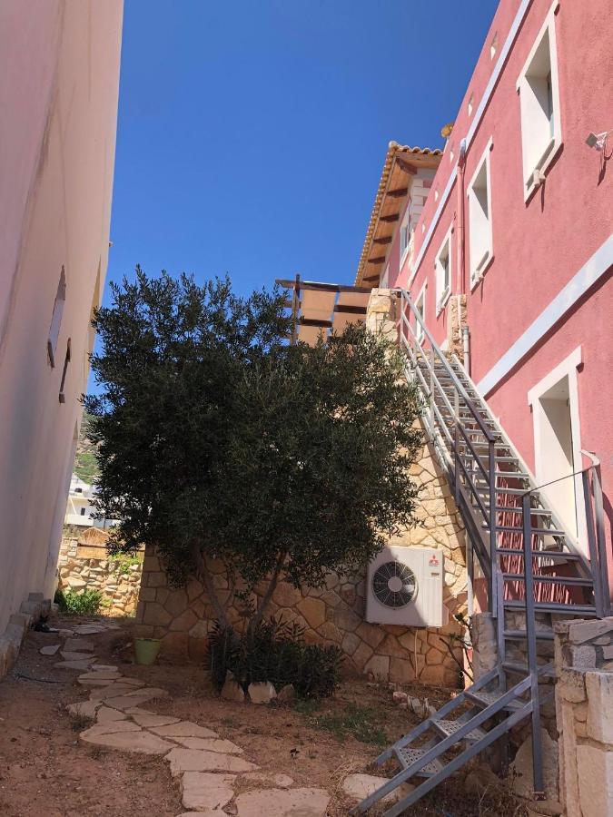 Pink House Apartman Paleohóra Kültér fotó