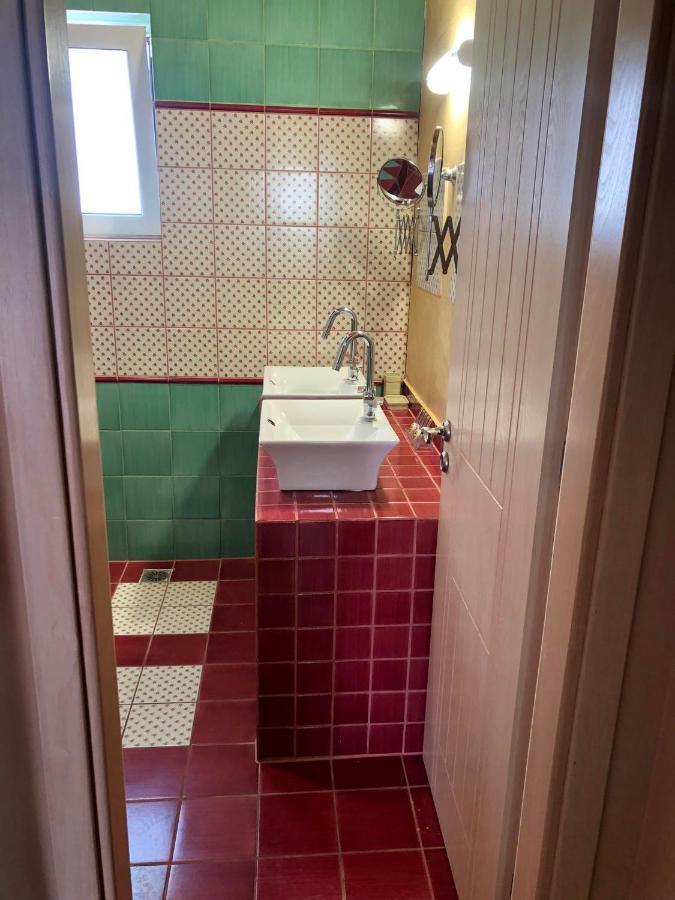 Pink House Apartman Paleohóra Kültér fotó